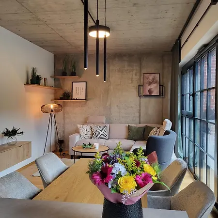 5, Garden Lofts, Parkovani V Dome
