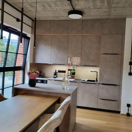 Apartman 5, Pechlátova - Bazén, Parkování V Domě